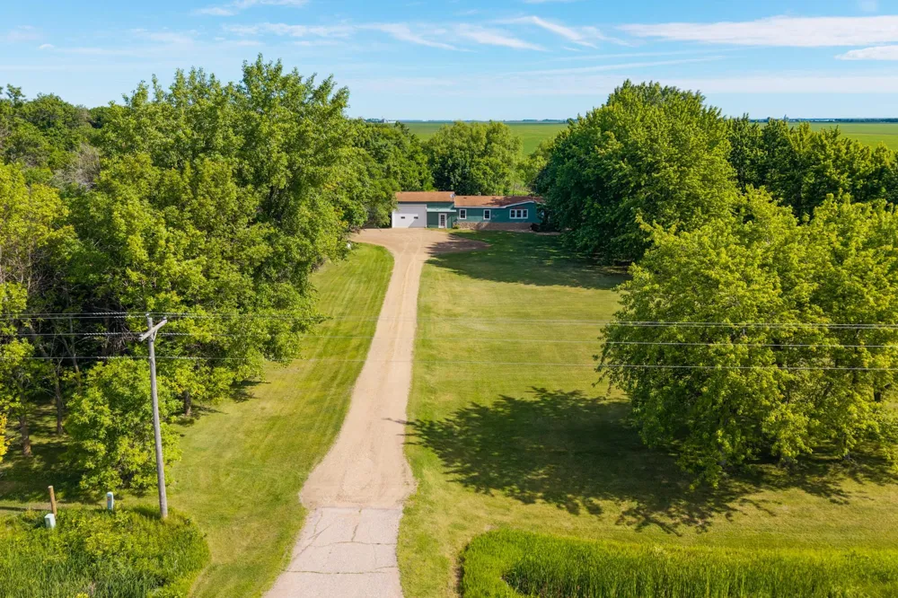 2472 360th Street Breckenridge, MN 56520