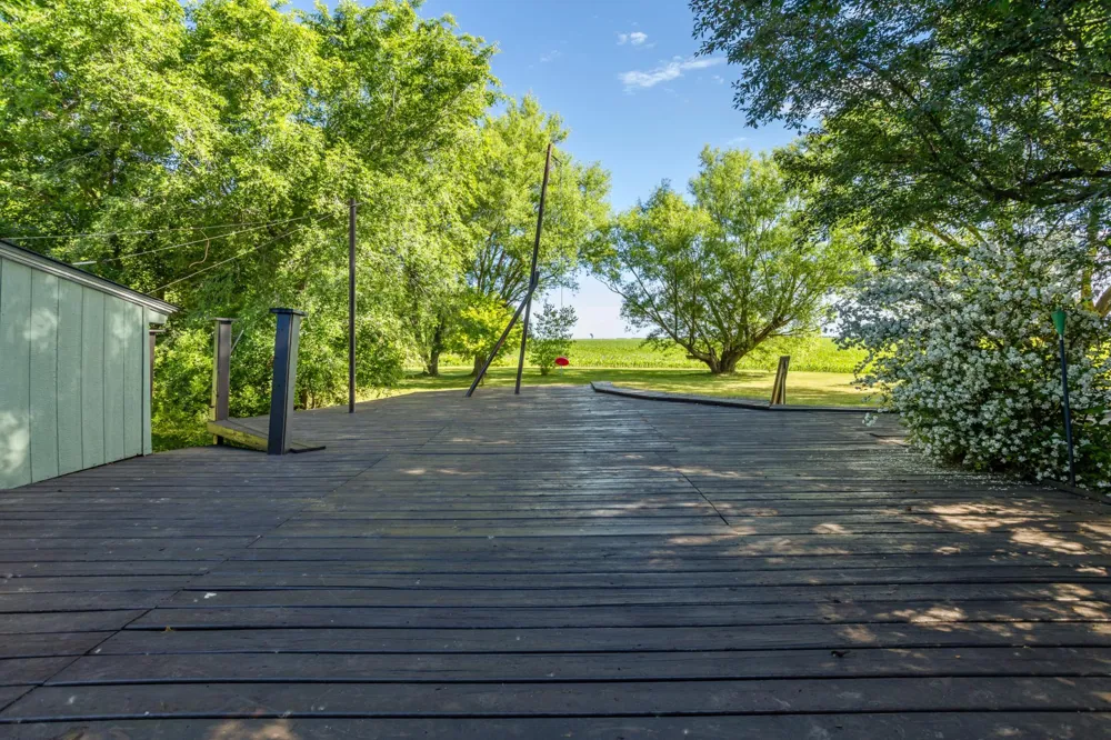 2472 360th Street Breckenridge, MN 56520