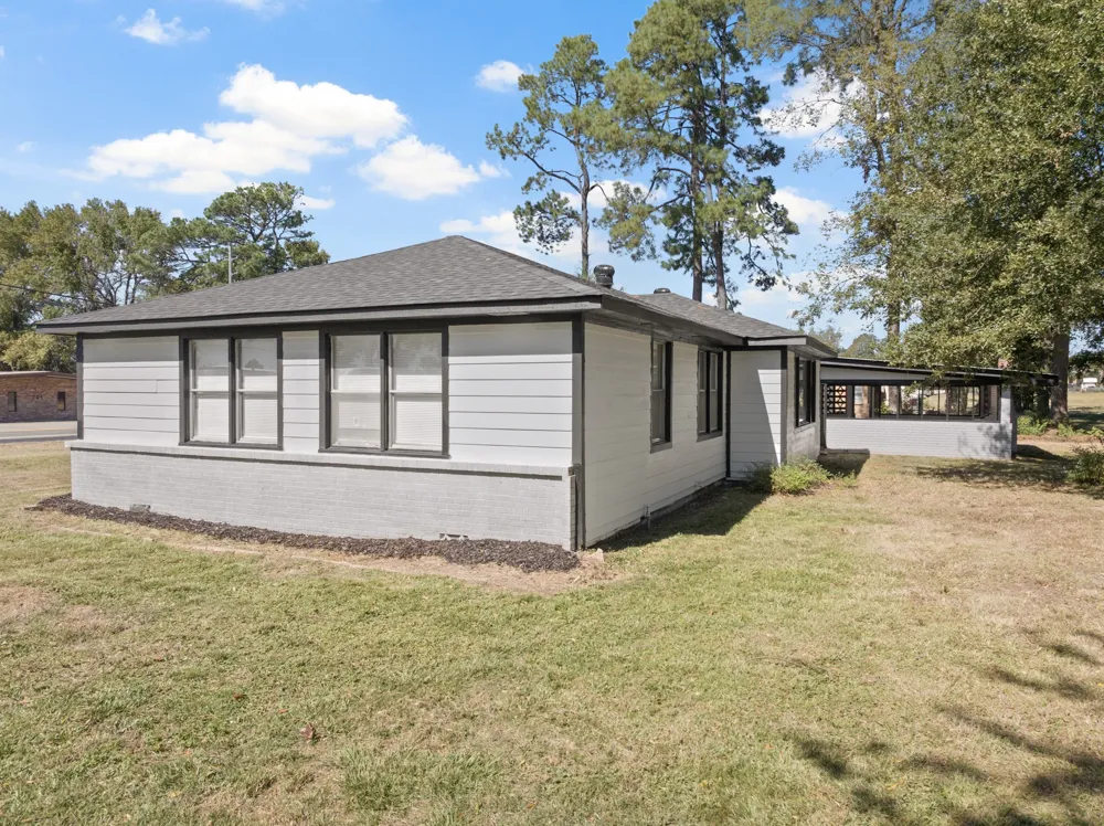 700 W Broadway Street Winnsboro, TX 75494