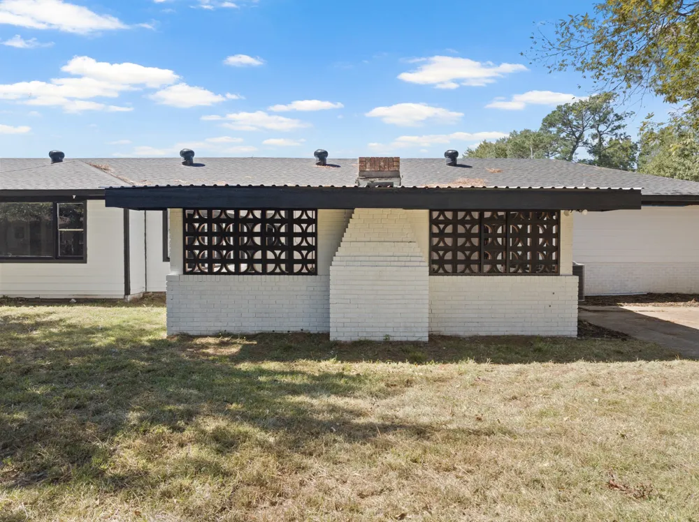 700 W Broadway Street Winnsboro, TX 75494