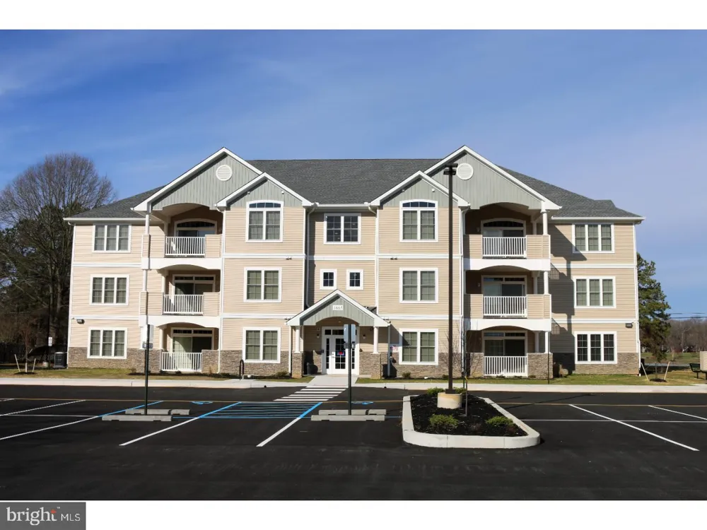 1665 KENTON ROAD #101 Dover, DE 19904
