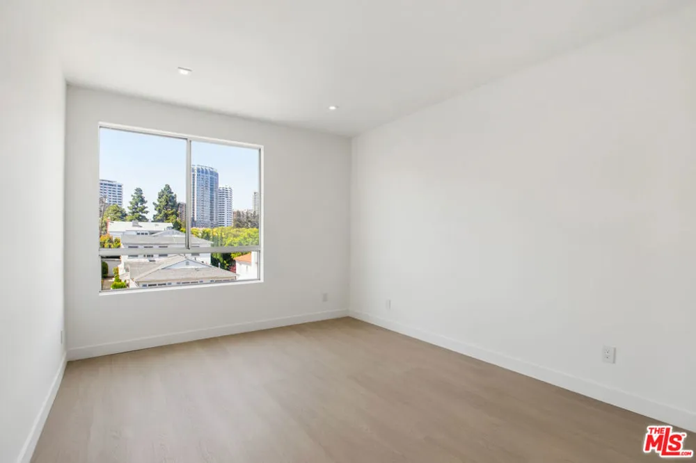 10630 Wilkins Avenue #301 West Los Angeles, CA 90024