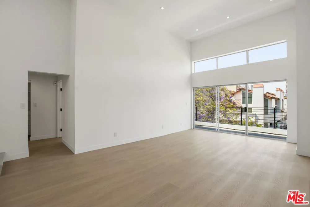 10630 Wilkins Avenue #301 West Los Angeles, CA 90024