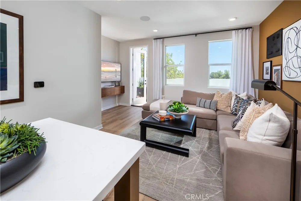 7346 Painter Avenue #4 Whittier, CA 90602