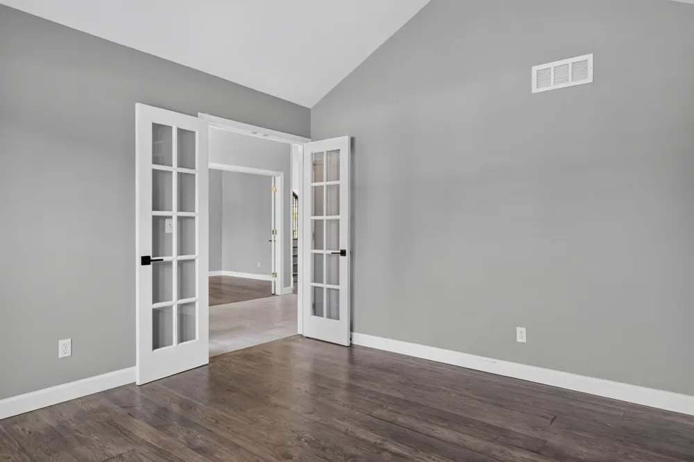 6961 Suncrest Drive Saline, MI 48176