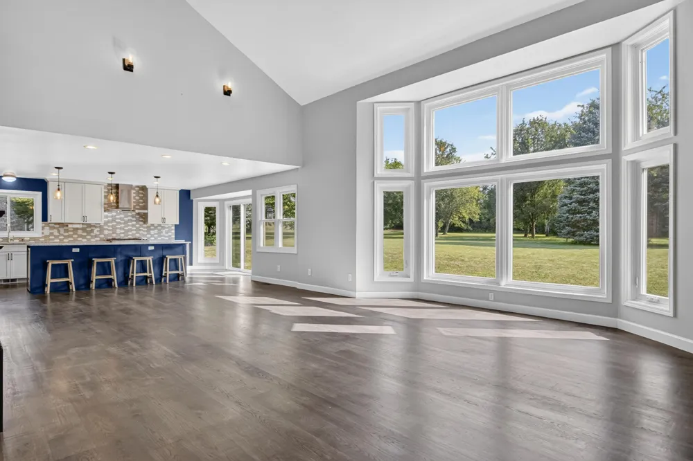 6961 Suncrest Drive Saline, MI 48176