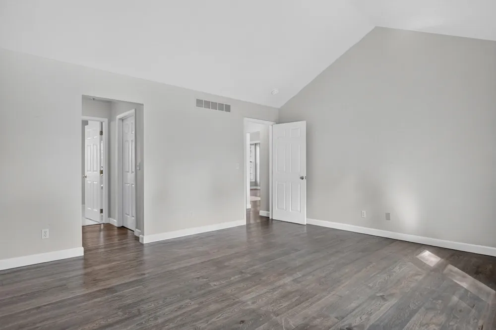 6961 Suncrest Drive Saline, MI 48176