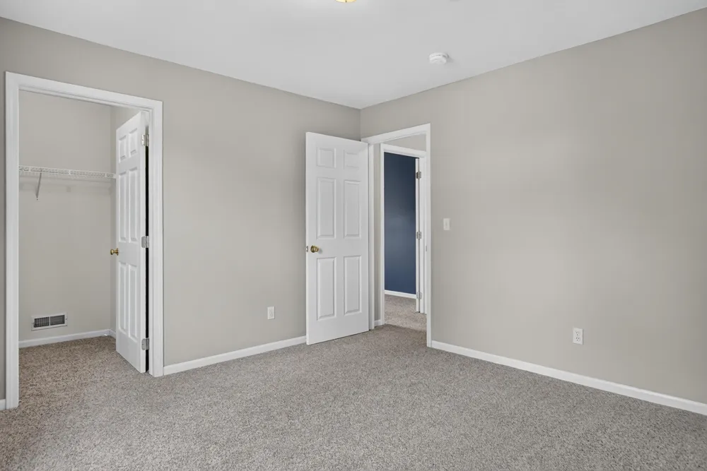 6961 Suncrest Drive Saline, MI 48176