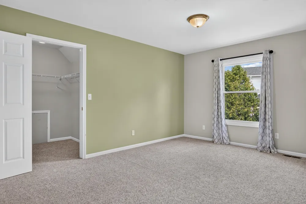 6961 Suncrest Drive Saline, MI 48176