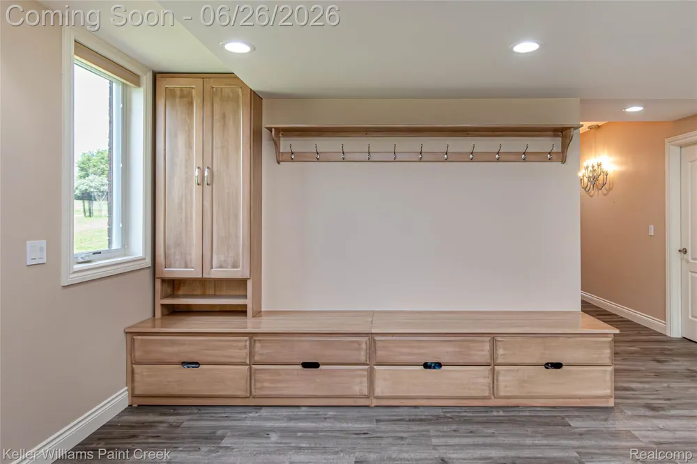 2400 Inwood Road Washington Township, MI 48095