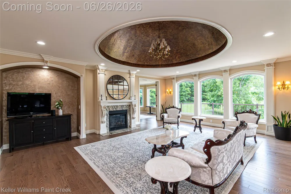 2400 Inwood Road Washington Township, MI 48095