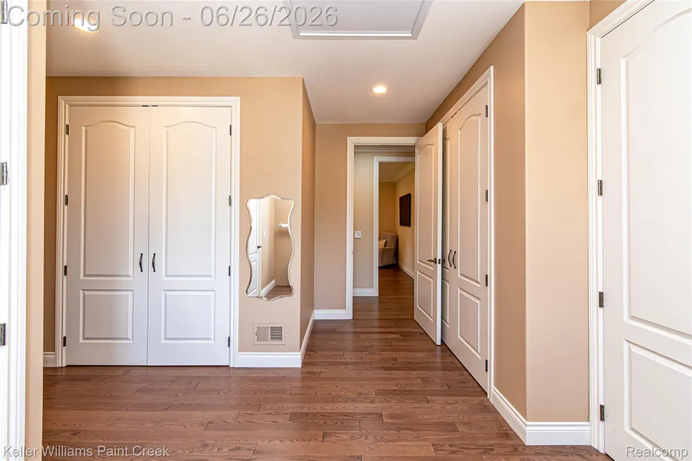 2400 Inwood Road Washington Township, MI 48095