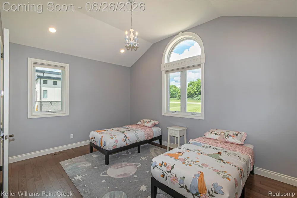 2400 Inwood Road Washington Township, MI 48095