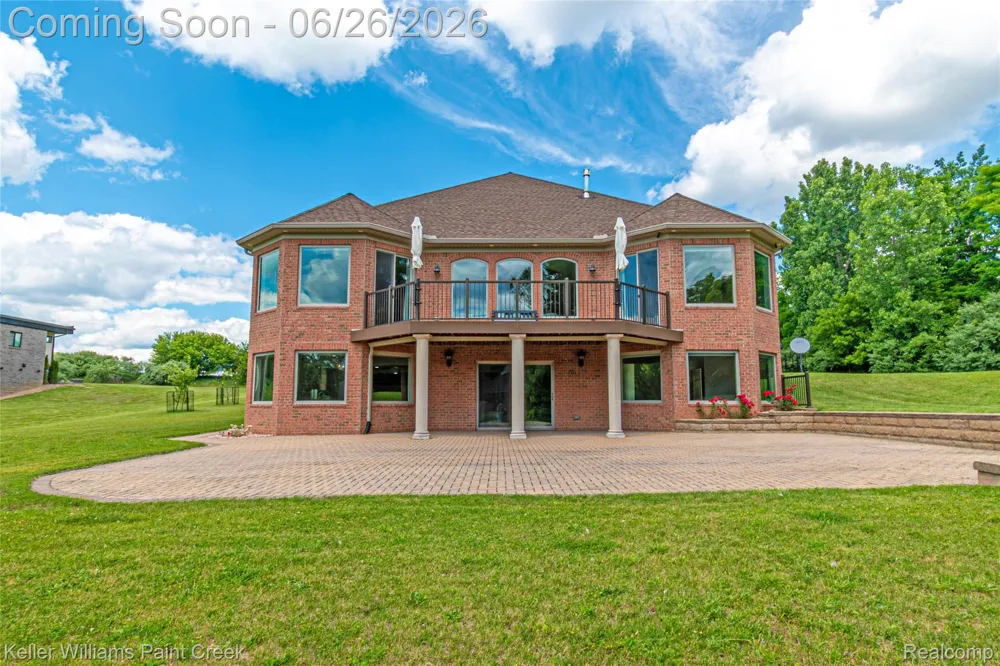 2400 Inwood Road Washington Township, MI 48095