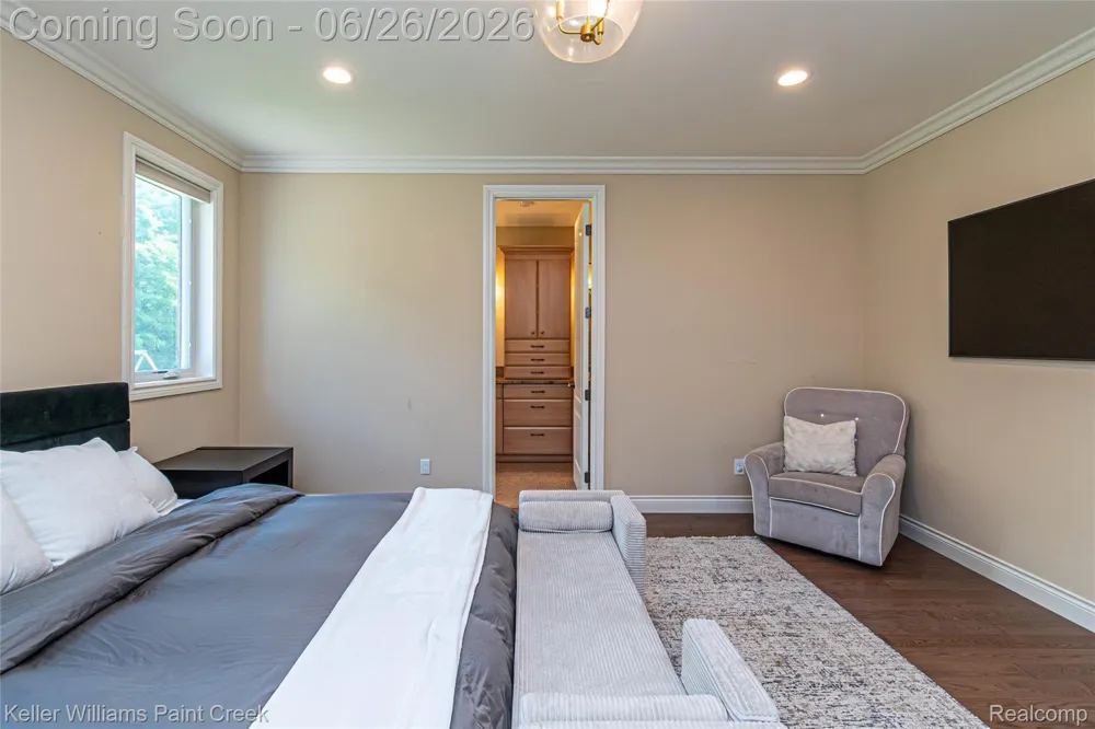 2400 Inwood Road Washington Township, MI 48095