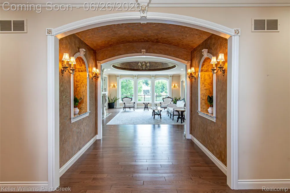2400 Inwood Road Washington Township, MI 48095