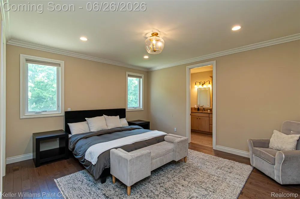 2400 Inwood Road Washington Township, MI 48095
