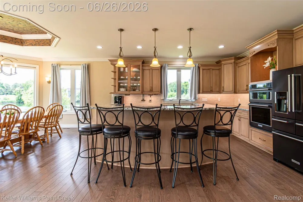 2400 Inwood Road Washington Township, MI 48095