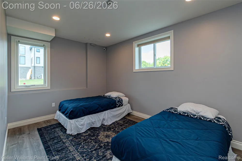 2400 Inwood Road Washington Township, MI 48095