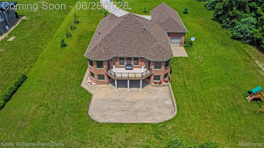 2400 Inwood Road Washington Township, MI 48095