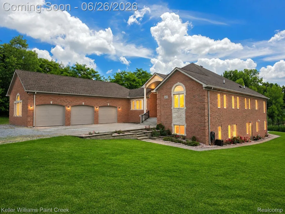 2400 Inwood Road Washington Township, MI 48095