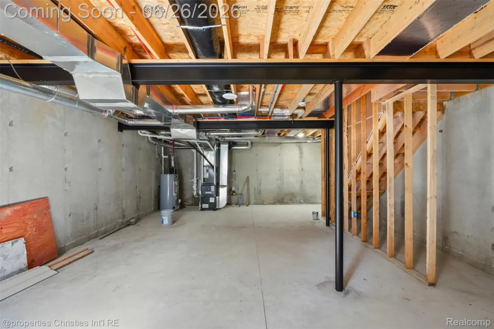 27824 Groveland Street Madison Heights City, MI 48071