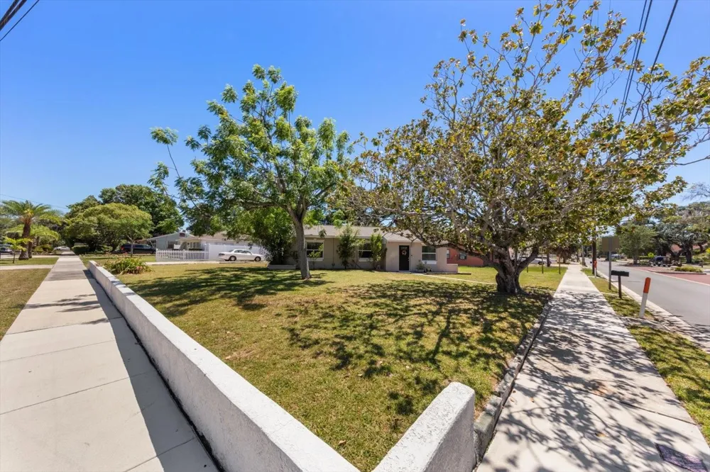1135 FAIRMONT STREET Clearwater, FL 33755