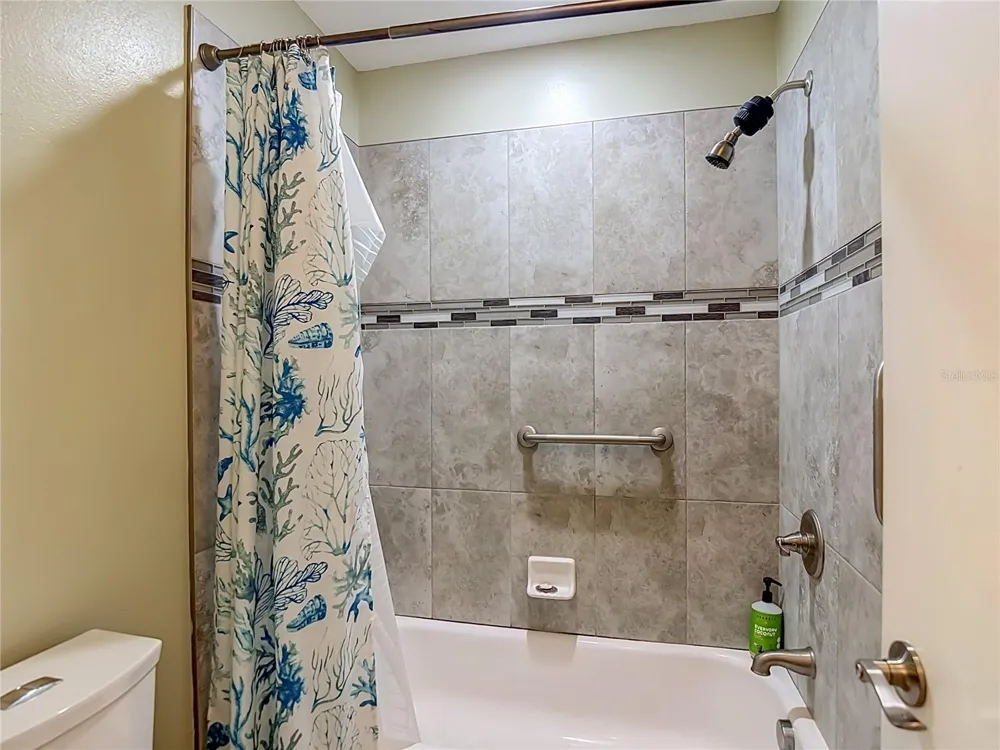 15101 MORNING DR Lutz, FL 33559