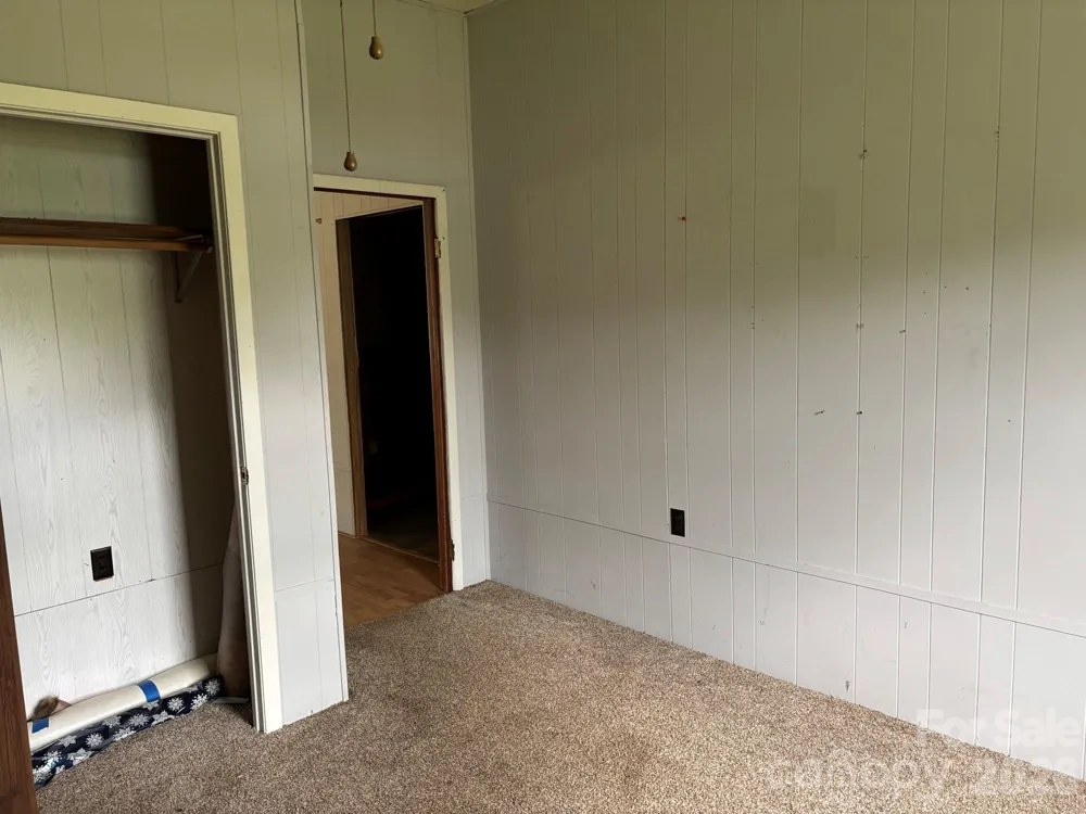 86 Jack Sullins Road Spruce Pine, NC 28777