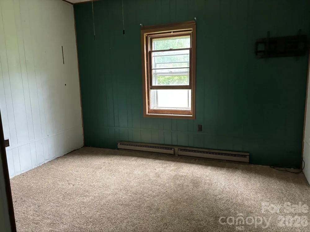 86 Jack Sullins Road Spruce Pine, NC 28777