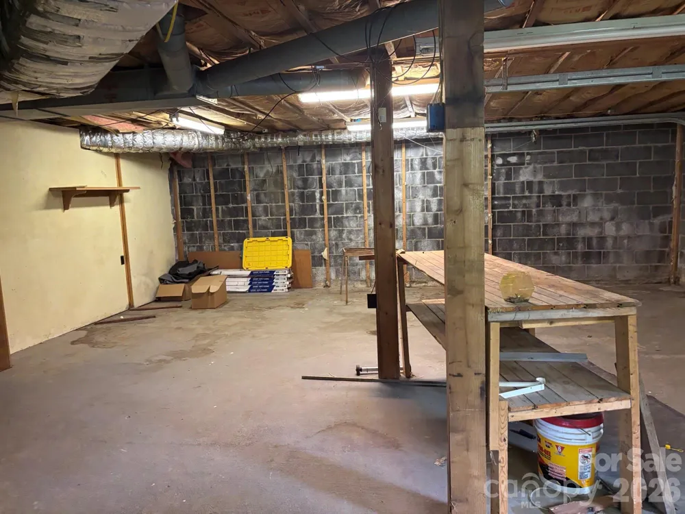 86 Jack Sullins Road Spruce Pine, NC 28777