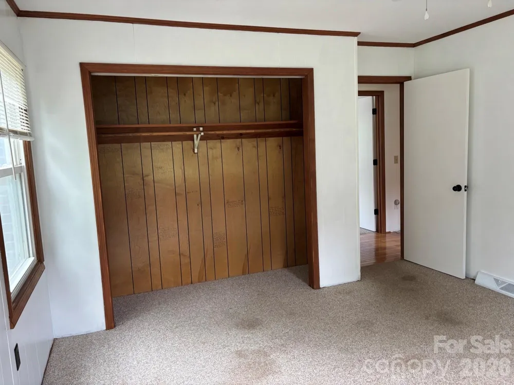 86 Jack Sullins Road Spruce Pine, NC 28777