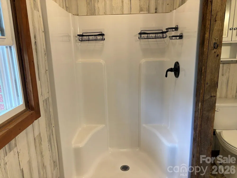 86 Jack Sullins Road Spruce Pine, NC 28777