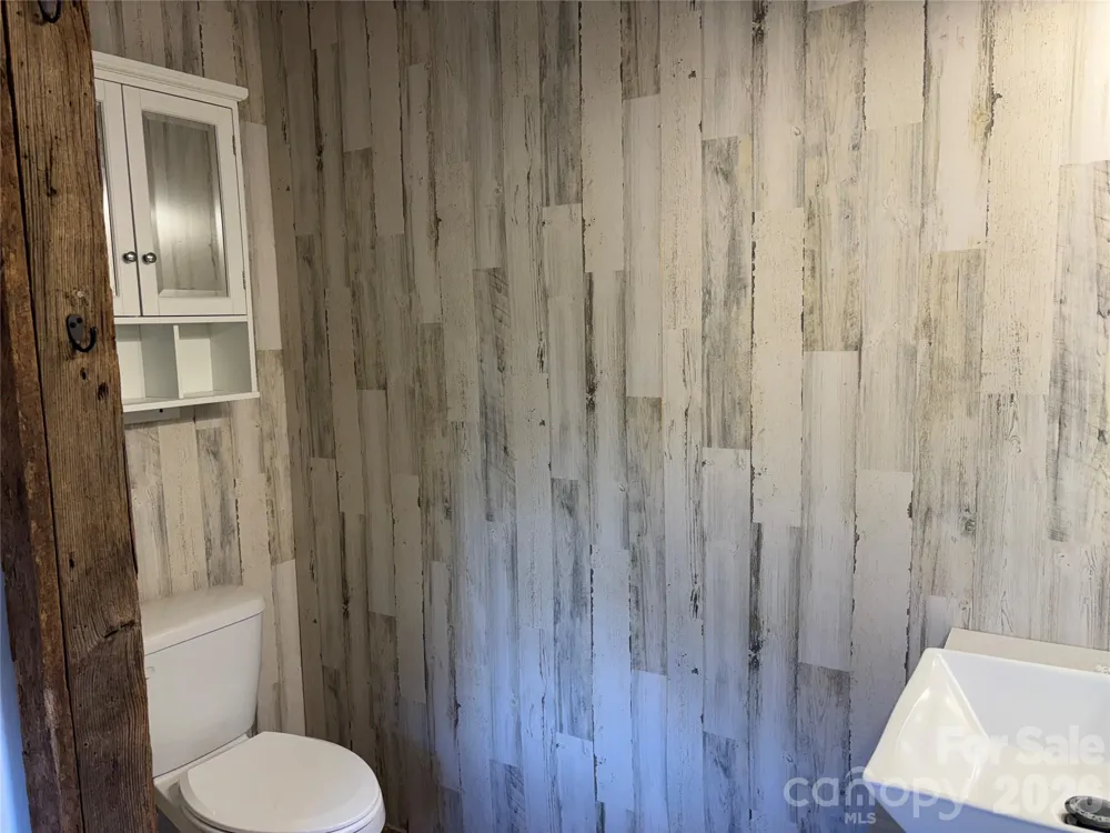86 Jack Sullins Road Spruce Pine, NC 28777