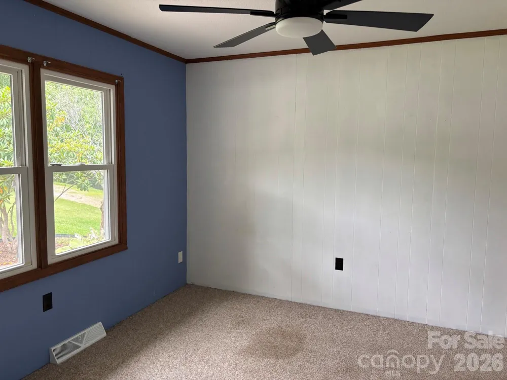 86 Jack Sullins Road Spruce Pine, NC 28777