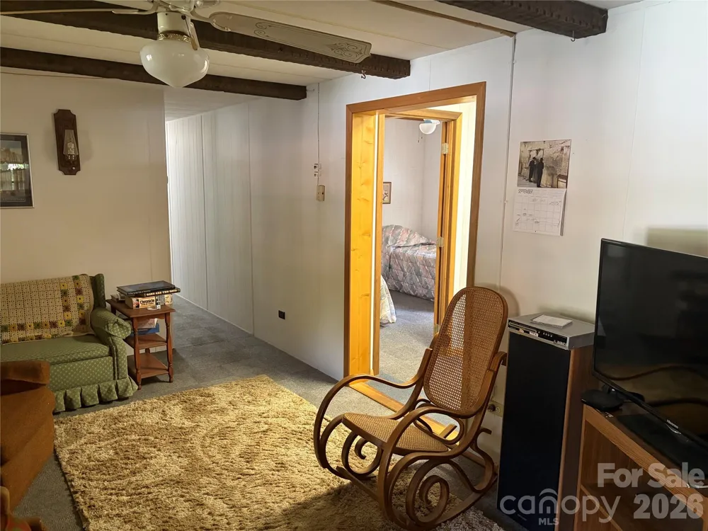 42 Country Meadows Road Burnsville, NC 28714