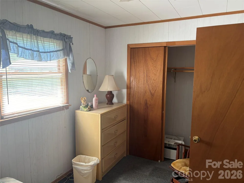 42 Country Meadows Road Burnsville, NC 28714