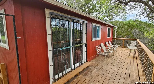 158 MOUNTAIN SPUR DR Lakehills, TX 78063