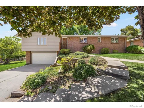 1229 Gateway Drive