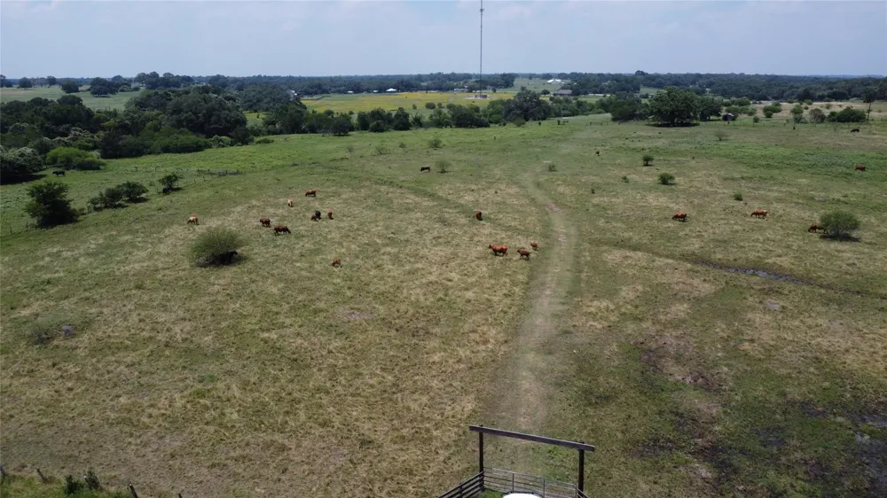 Fm 957 Hallettsville, TX 77964