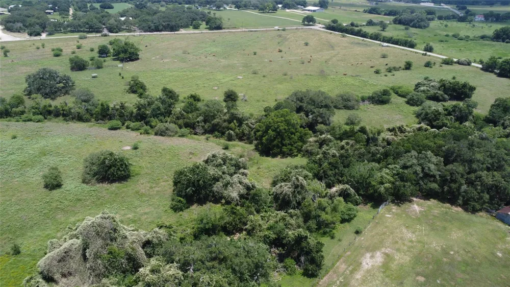 Fm 957 Hallettsville, TX 77964