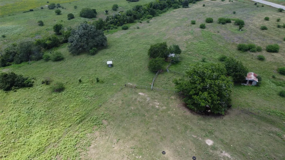 Fm 957 Hallettsville, TX 77964