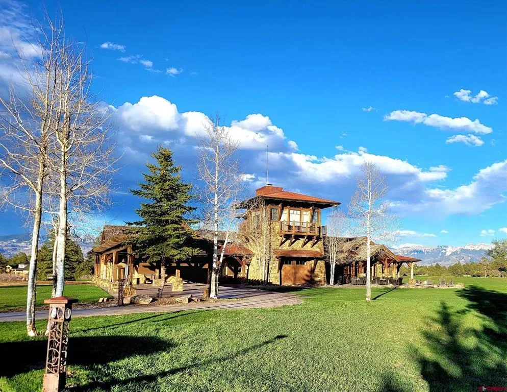 225 Badger Trail Ridgway, CO 81432