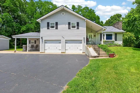 287 W Forest Avenue