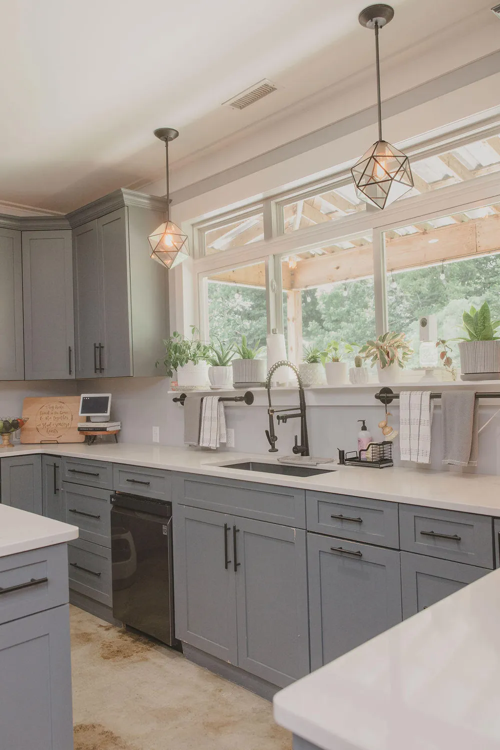 1576 Dripping Springs Road LaFayette, GA 30728