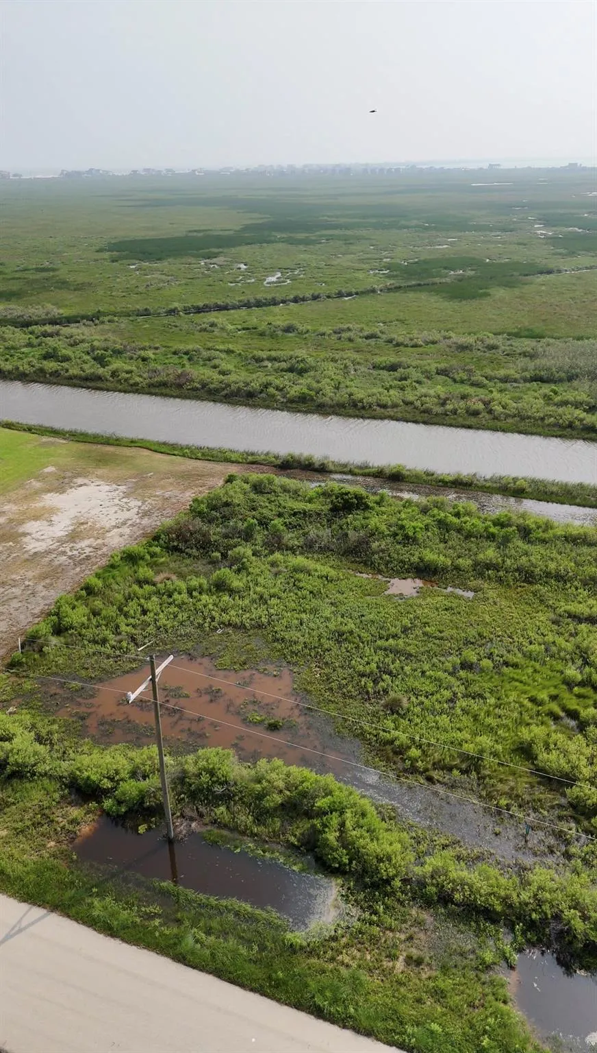 1255 Van Sant Gilchrist, TX 77617