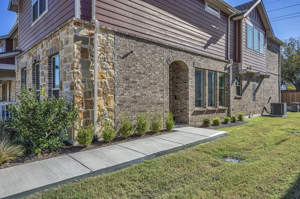 2654 Settlers Place Garland, TX 75042