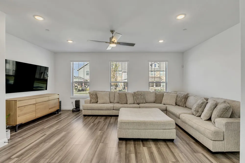2654 Settlers Place Garland, TX 75042
