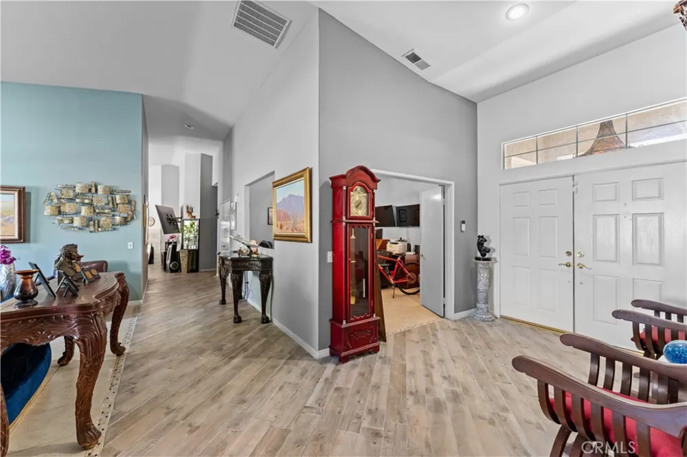 40621 Terraza Palm Desert, CA 92260
