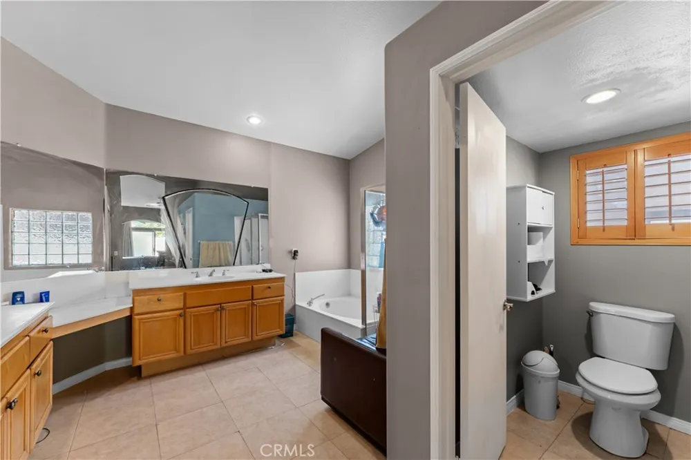 40621 Terraza Palm Desert, CA 92260